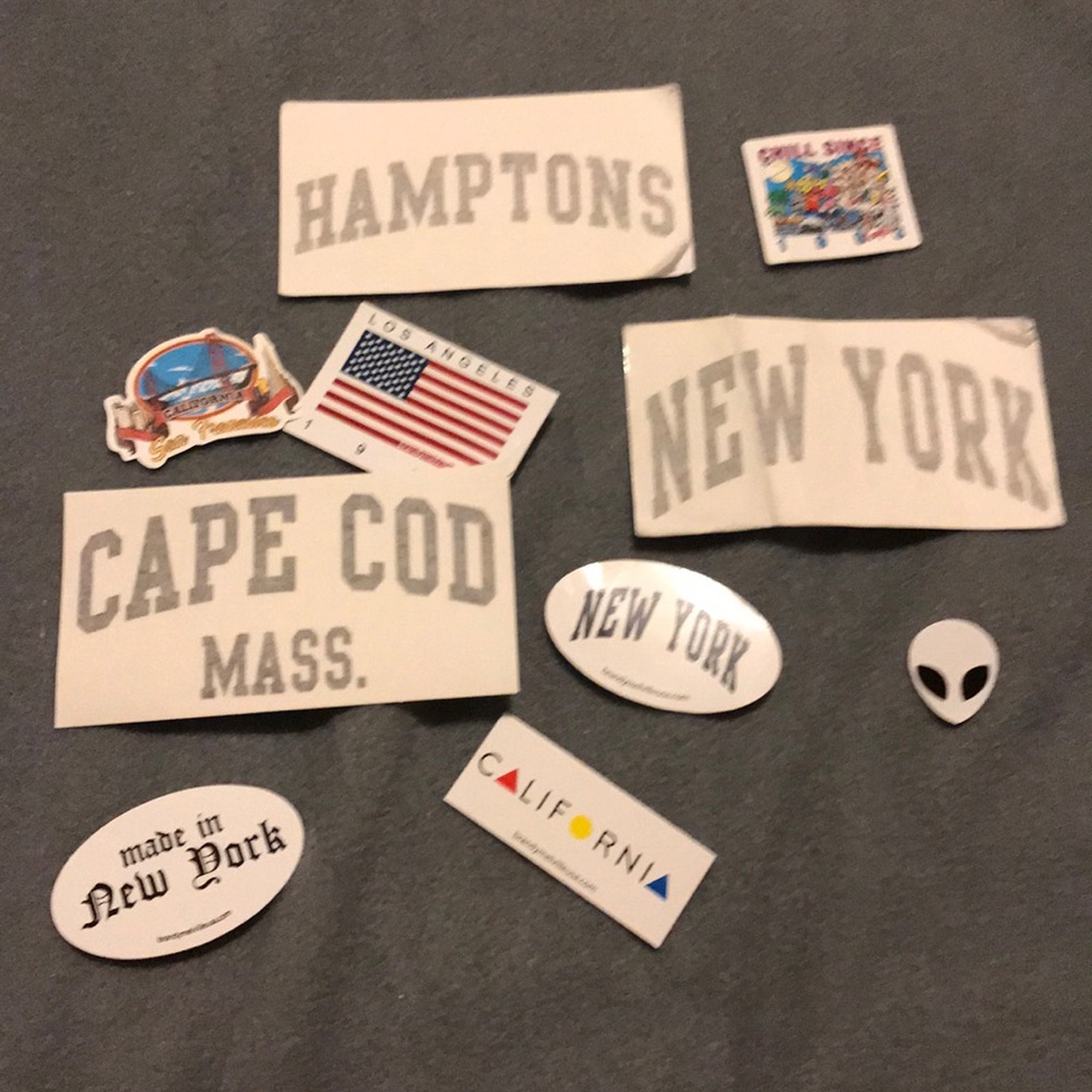 Brandy Melville stickers - Picture 3 of 4